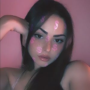 Meet your Posher, Sabrina